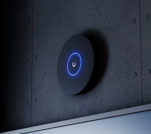 Ubiquiti Ubiquiti UniFi U7 Pro XGS (U7-PRO-XGS-B)